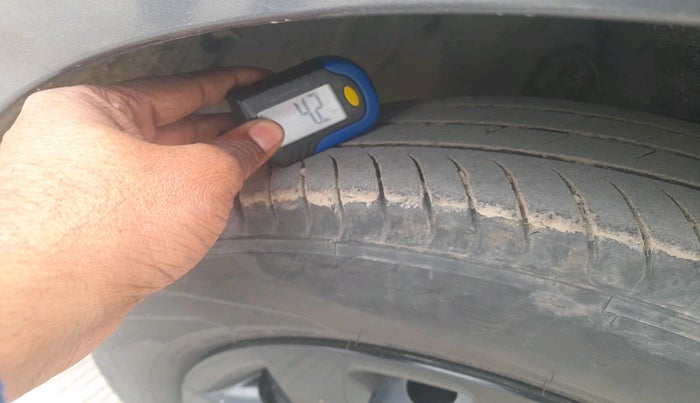 2019 Hyundai Elite i20 MAGNA PLUS 1.2, Petrol, Manual, 64,296 km, tyre