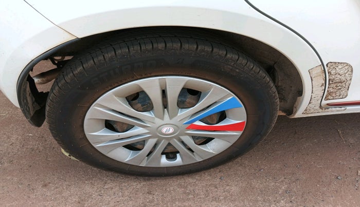 2017 Maruti IGNIS DELTA 1.2 AMT, Petrol, Automatic, 1,65,054 km, tyre