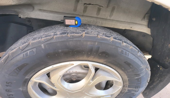 2012 Mahindra Scorpio EX M2DI, Diesel, Manual, 1,96,572 km, tyre