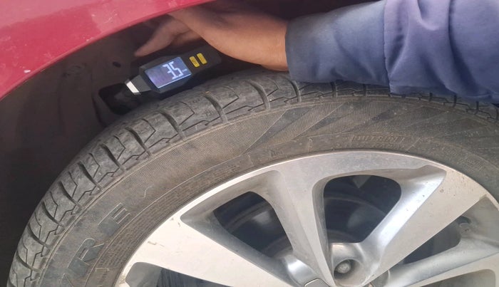 2015 Hyundai Elite i20 ASTA 1.2, Petrol, Manual, 72,504 km, tyre