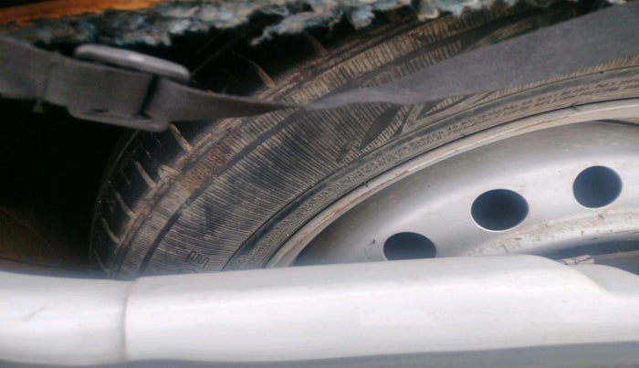 2018 Tata Tiago XE PETROL, Petrol, Manual, 58,402 km, tyre