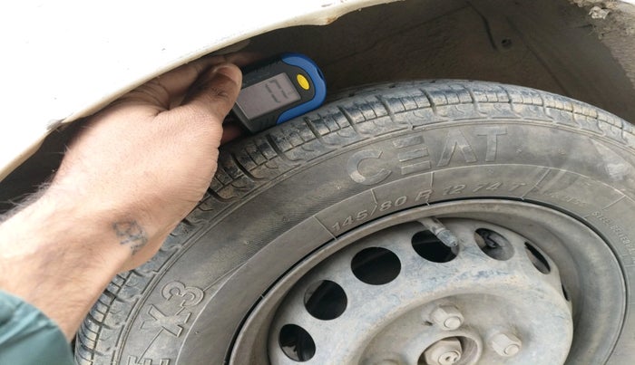 2015 Maruti Alto 800 LXI, Petrol, Manual, 1,49,127 km, tyre