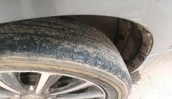 2018 Maruti Ciaz ALPHA DIESEL 1.3, Diesel, Manual, 93,305 km, tyre