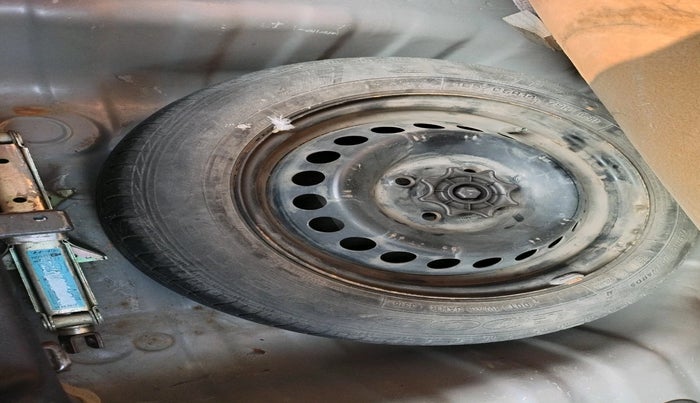 2016 Hyundai Grand i10 SPORTZ 1.2 KAPPA VTVT, Petrol, Manual, 53,155 km, tyre