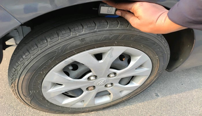 2016 Hyundai Grand i10 SPORTZ 1.2 KAPPA VTVT, Petrol, Manual, 53,155 km, tyre