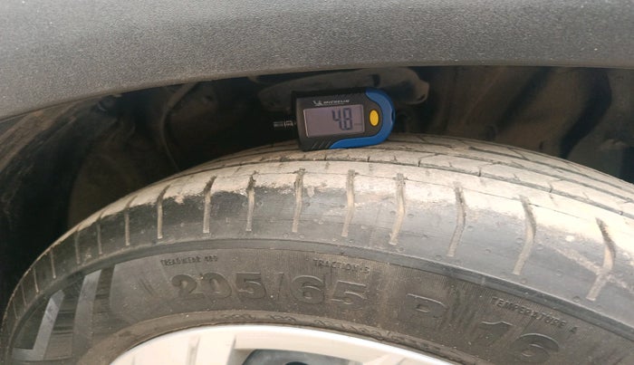 2022 Hyundai Creta E 1.5 PETROL, Petrol, Manual, 39,481 km, tyre