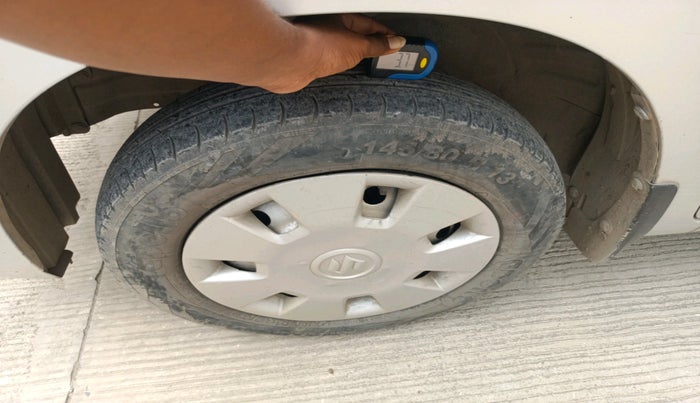 2015 Maruti Wagon R 1.0 LXI CNG, CNG, Manual, 1,08,549 km, tyre