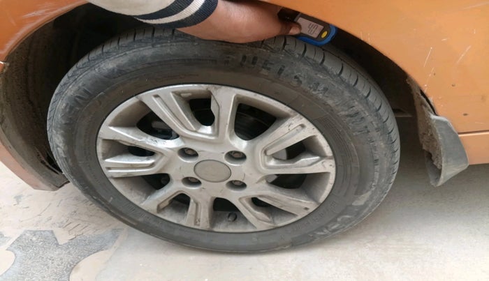 2017 Tata Tiago XZ PETROL, Petrol, Manual, 98,966 km, tyre