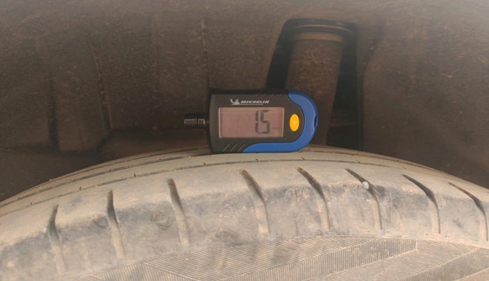 2020 Maruti Swift ZXI, Petrol, Manual, 70,680 km, tyre