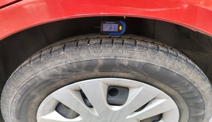 2015 Maruti Swift Dzire VDI, Diesel, Manual, 1,49,570 km, tyre