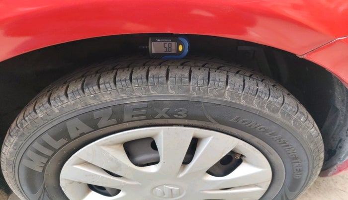 2015 Maruti Swift Dzire VDI, Diesel, Manual, 1,49,570 km, tyre