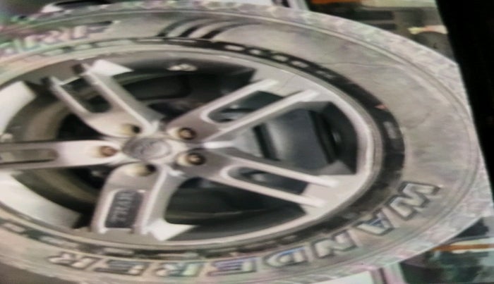 2022 Mahindra Thar LX HT PETROL 4WD MT, Petrol, Manual, 92,889 km, tyre