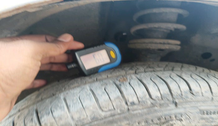 2015 Maruti Wagon R 1.0 LXI, Petrol, Manual, 33,447 km, tyre