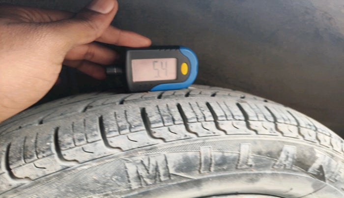 2015 Maruti Wagon R 1.0 LXI, Petrol, Manual, 33,447 km, tyre