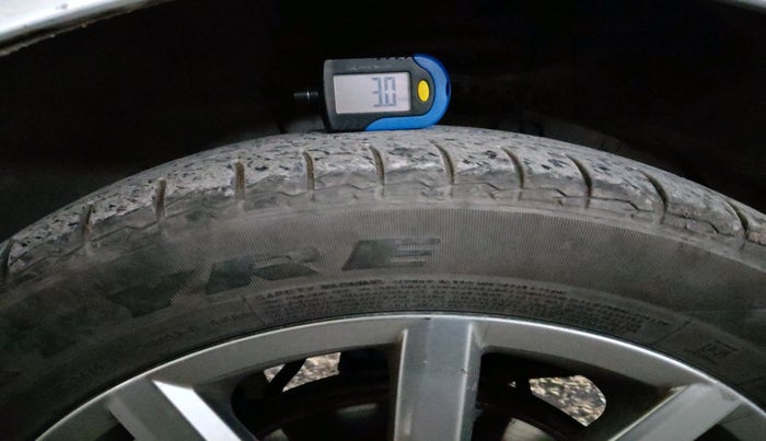 2019 Volkswagen Vento 1.2 TSI HIGHLINE PLUS AT, Petrol, Automatic, 55,073 km, tyre