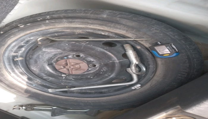 2019 Maruti IGNIS DELTA 1.2 AMT, Petrol, Automatic, 52,270 km, tyre