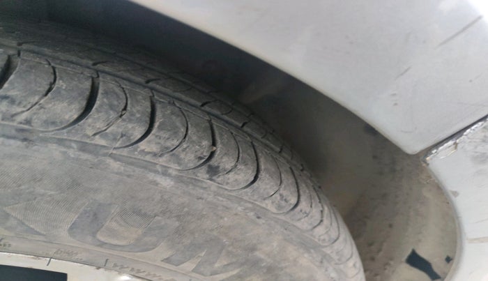 2014 Ford Ecosport TITANIUM 1.5L DIESEL, Diesel, Manual, 1,42,044 km, tyre