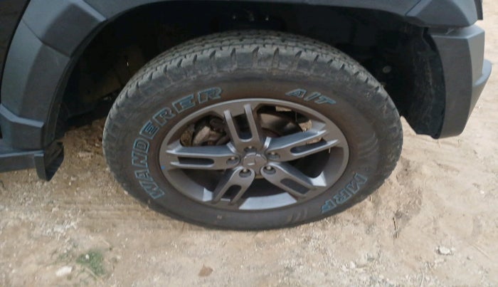 2024 Mahindra Thar LX P 2WD AT HT, Petrol, Automatic, 16,536 km, tyre