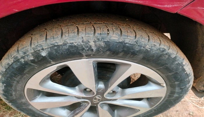 2015 Hyundai Elite i20 ASTA 1.4 CRDI, Diesel, Manual, 1,17,211 km, tyre