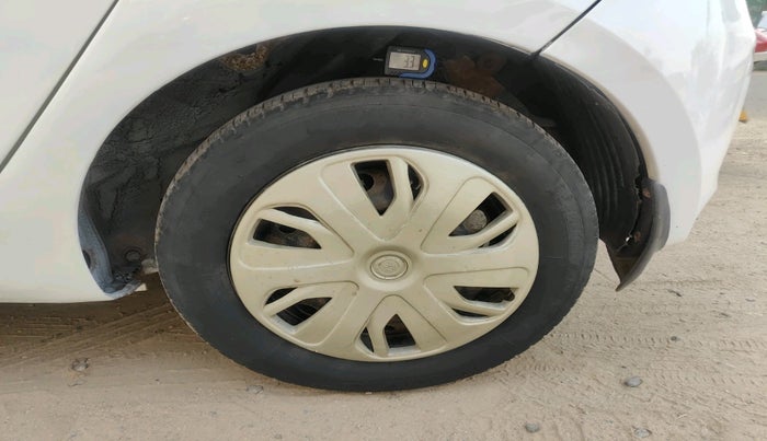 2012 Hyundai i20 ERA 1.2, Petrol, Manual, 90,265 km, tyre