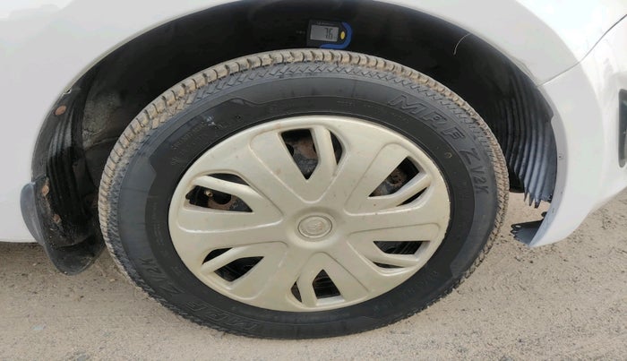 2012 Hyundai i20 ERA 1.2, Petrol, Manual, 90,265 km, tyre