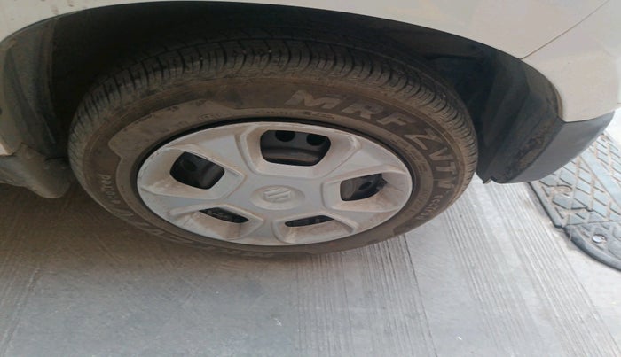 2022 Maruti S PRESSO VXI+, Petrol, Manual, 10,195 km, tyre