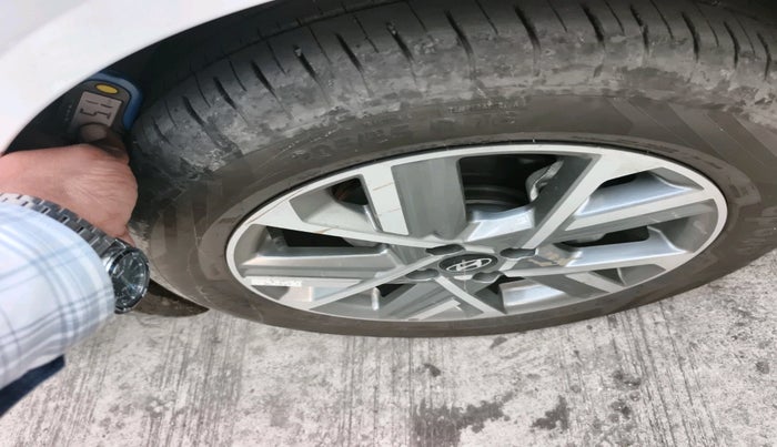 2025 Hyundai Verna SX 1.5 l MPI, Petrol, Manual, 8,655 km, tyre