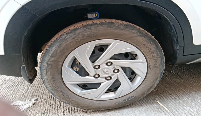 2021 Hyundai Creta EX 1.5 DIESEL, Diesel, Manual, 23,422 km, tyre