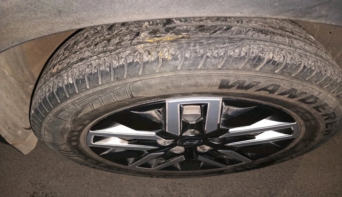 2023 Hyundai VENUE S (O) 1.0 Turbo Petrol DCT, Petrol, Automatic, 16,518 km, tyre