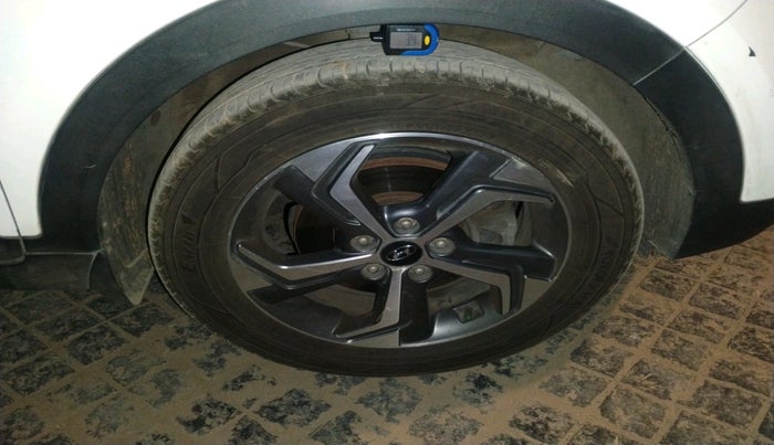 2019 Hyundai Creta SX AT 1.6 PETROL, Petrol, Automatic, 1,15,648 km, tyre