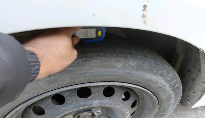 2017 Ford Figo Aspire TITANIUM1.5 DIESEL, Diesel, Manual, 1,83,561 km, tyre