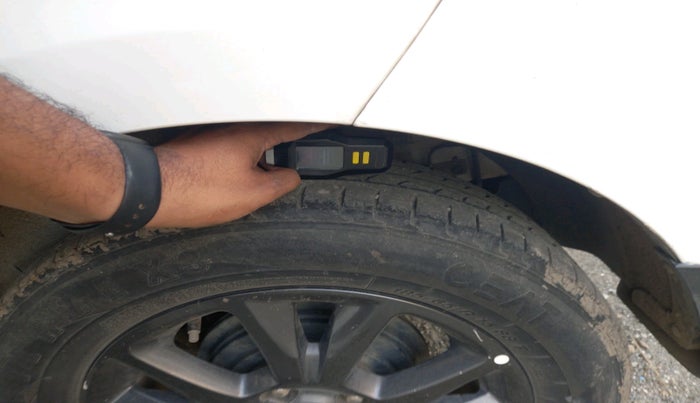 2019 Hyundai Elite i20 SPORTZ PLUS 1.2, Petrol, Manual, 1,19,883 km, tyre