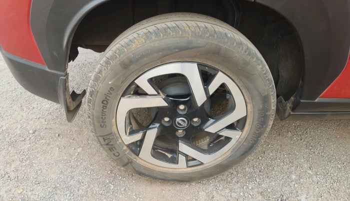 2023 Nissan MAGNITE XV TURBO CVT, Petrol, Automatic, 5,089 km, tyre