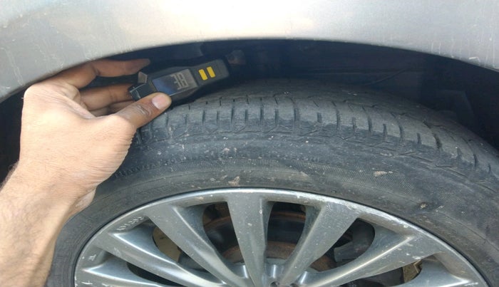 2016 Maruti Ciaz ZDI+ SHVS, Diesel, Manual, 80,096 km, tyre