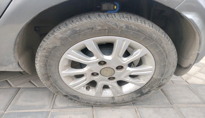 2018 Tata Tiago XZ PETROL, Petrol, Manual, 62,211 km, tyre