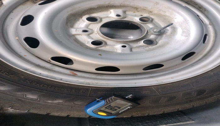 2018 Tata Tiago XZ PETROL, Petrol, Manual, 62,211 km, tyre