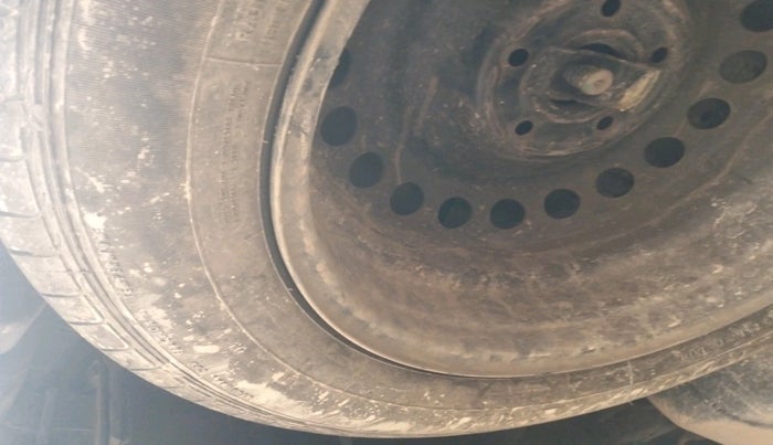 2021 MG HECTOR PLUS SHARP 2.0 DIESEL TURBO MT 6-STR, Diesel, Manual, 1,65,126 km, tyre