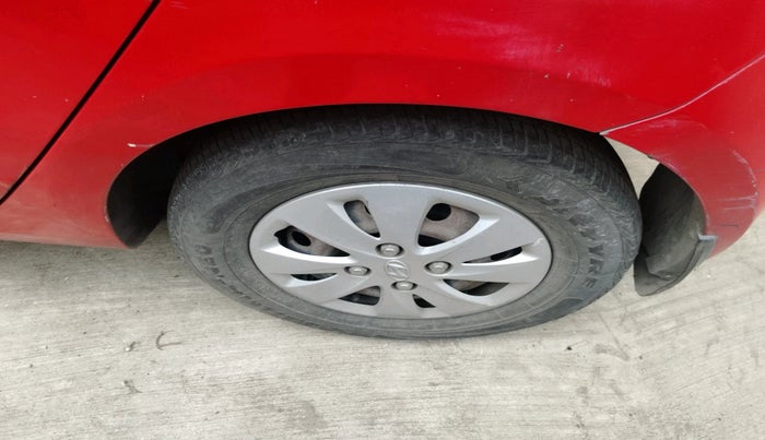 2011 Hyundai i10 SPORTZ 1.2 AT, Petrol, Automatic, 51,257 km, tyre