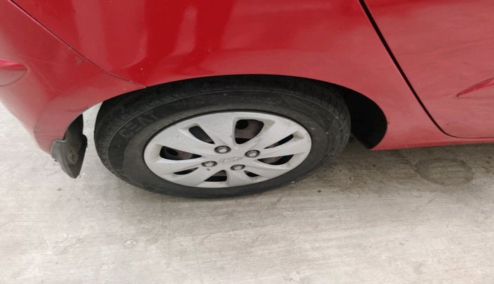 2011 Hyundai i10 SPORTZ 1.2 AT, Petrol, Automatic, 51,257 km, tyre