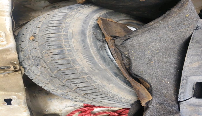 2014 Maruti Swift Dzire VDI, Diesel, Manual, 95,488 km, tyre