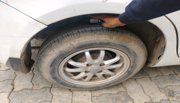 2014 Maruti Swift Dzire VDI, Diesel, Manual, 95,488 km, tyre