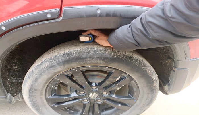 2019 Maruti Vitara Brezza ZDI, Diesel, Manual, 93,614 km, tyre