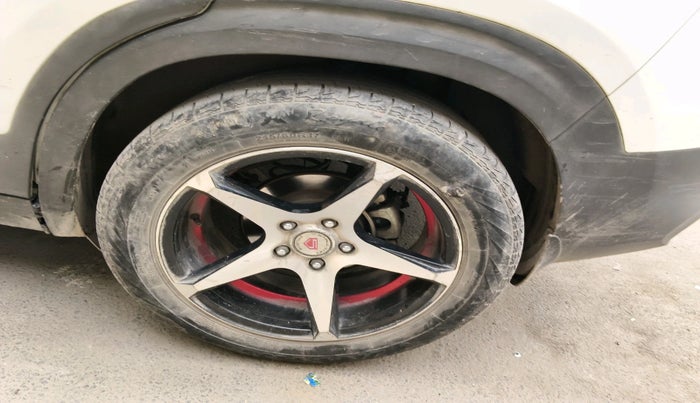 2023 KIA SELTOS HTK 1.5 PETROL, Petrol, Manual, 43,506 km, tyre