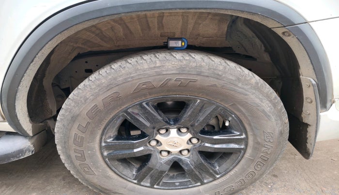 2024 Toyota Fortuner Leader Edition 4X2 AT 2.8, Diesel, Automatic, 35,540 km, tyre