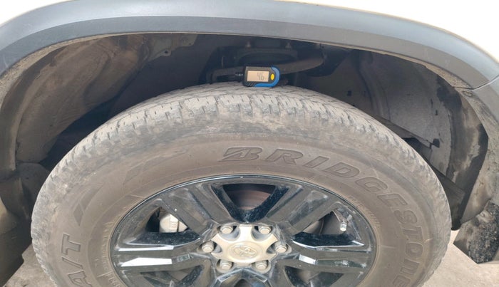 2024 Toyota Fortuner Leader Edition 4X2 AT 2.8, Diesel, Automatic, 35,540 km, tyre