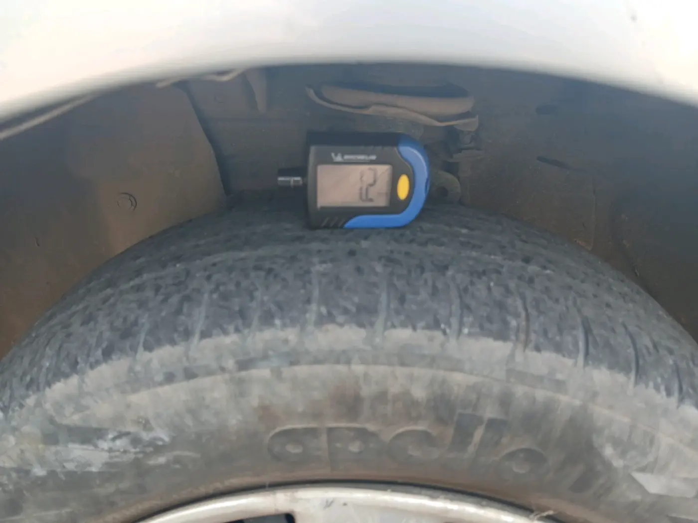 2011 Nissan Micra XL PETROL, Petrol, Manual, 1,12,201 km, tyre
