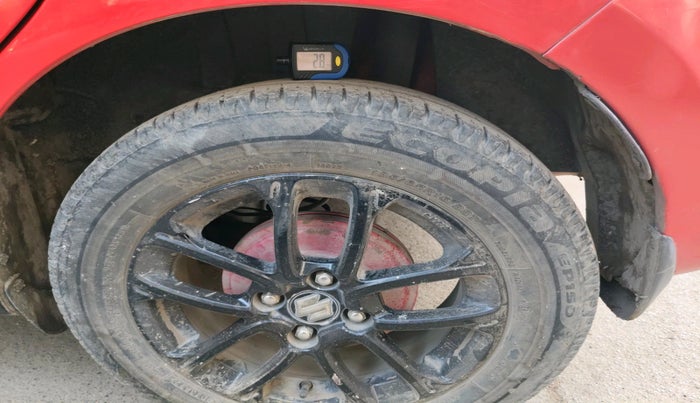 2022 Maruti Swift ZXI AMT, Petrol, Automatic, 55,823 km, tyre