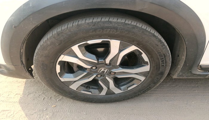 2017 Honda WR-V 1.5L I-DTEC VX MT, Diesel, Manual, 1,29,737 km, tyre