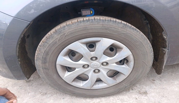 2016 Hyundai Elite i20 SPORTZ 1.2, Petrol, Manual, 63,942 km, tyre