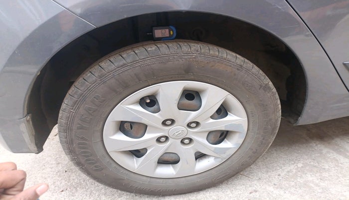 2016 Hyundai Elite i20 SPORTZ 1.2, Petrol, Manual, 63,942 km, tyre